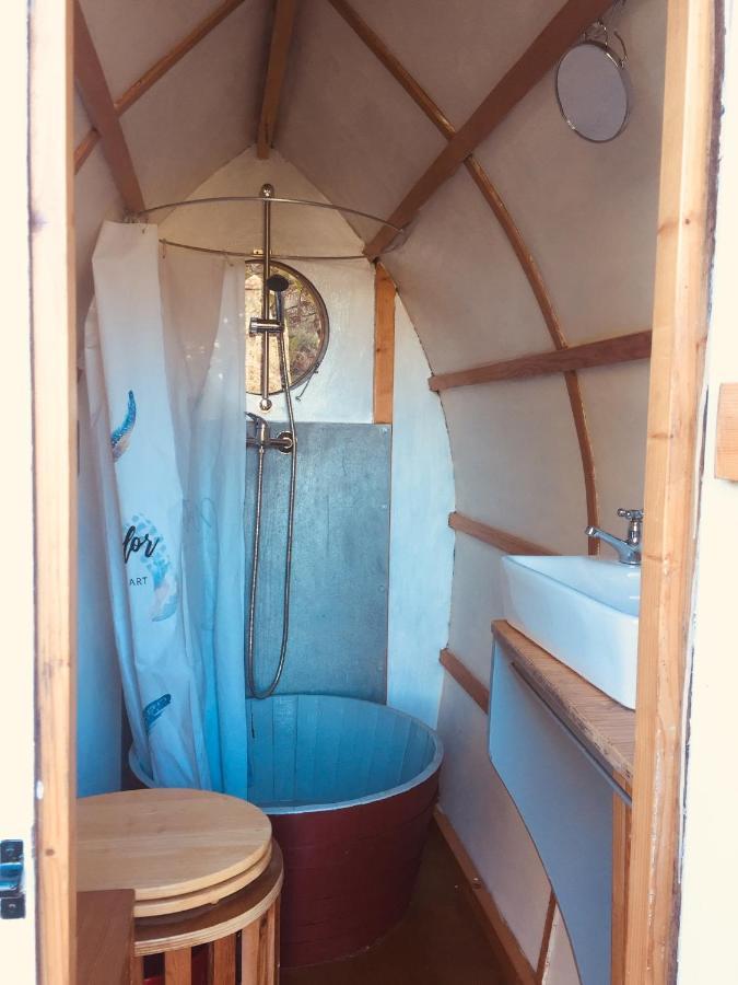 Rosa The Cosy Cabin - Gypsy Wagon - Shepherds Hut, River Views Off-Grid Eco Living Pedrogao Grande Εξωτερικό φωτογραφία